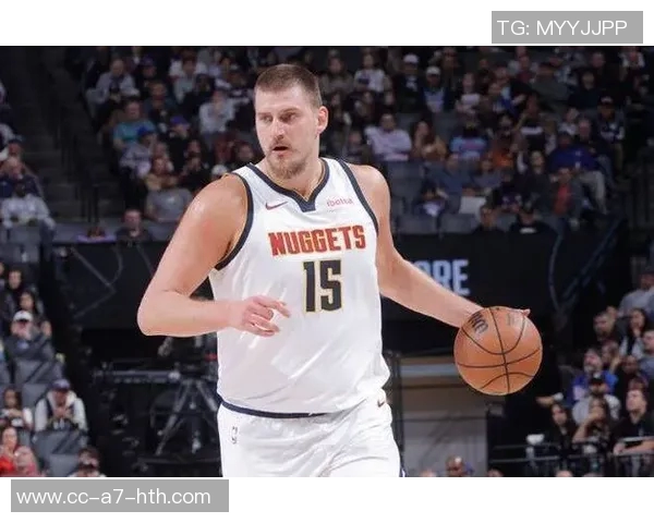 便士哈达威力挺约基奇称其从不敷衍比赛展现真实实力